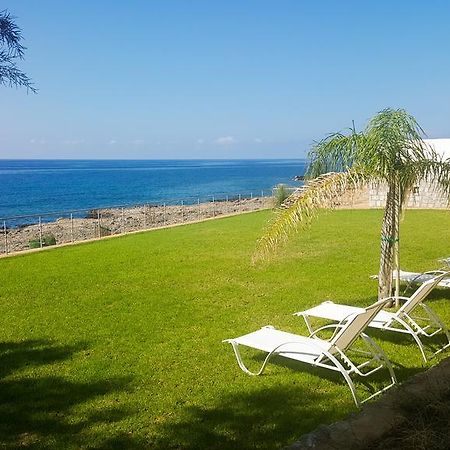 Kritamos Beach Apartments Франгокастелло Экстерьер фото
