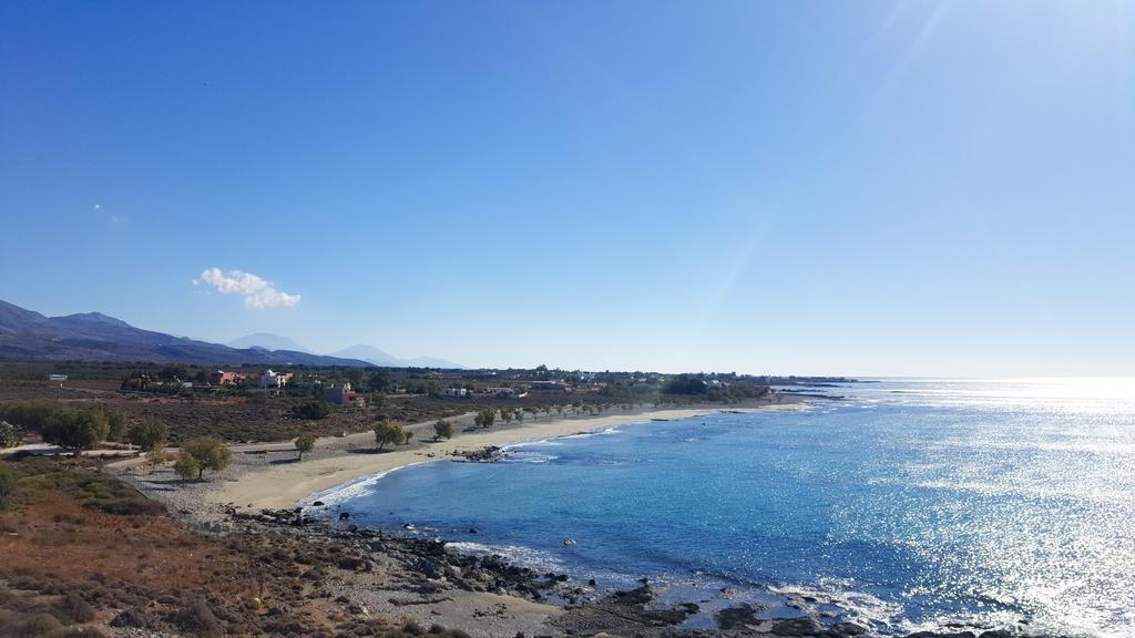 Kritamos Beach Apartments Франгокастелло Экстерьер фото