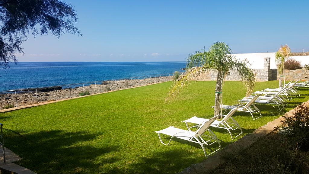 Kritamos Beach Apartments Франгокастелло Экстерьер фото